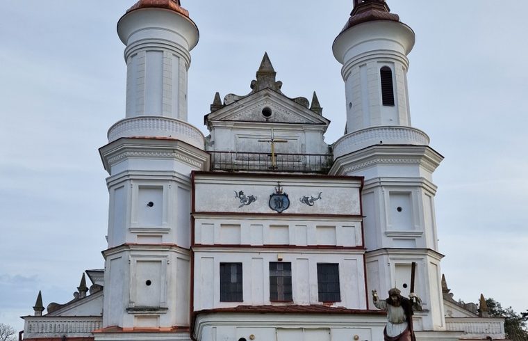 Sanktuarium w Wysokim Kole